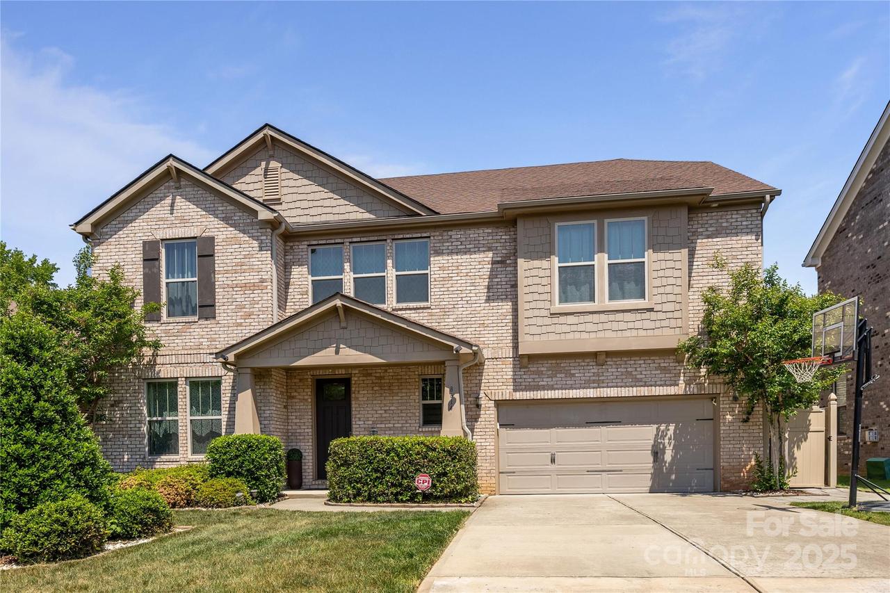 8614 Goodman Park Ct., Charlotte, NC 28277