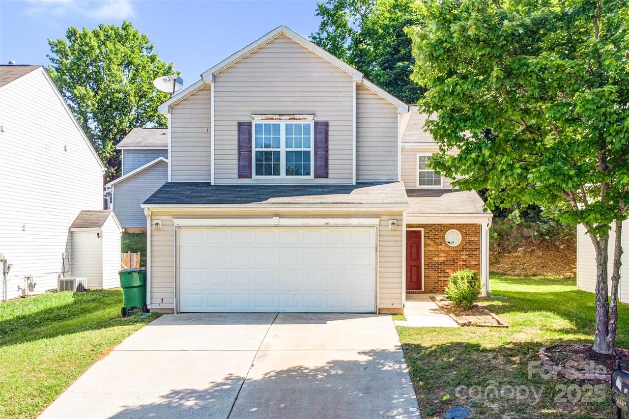 10330 Seedling Ln., Charlotte, NC 28214