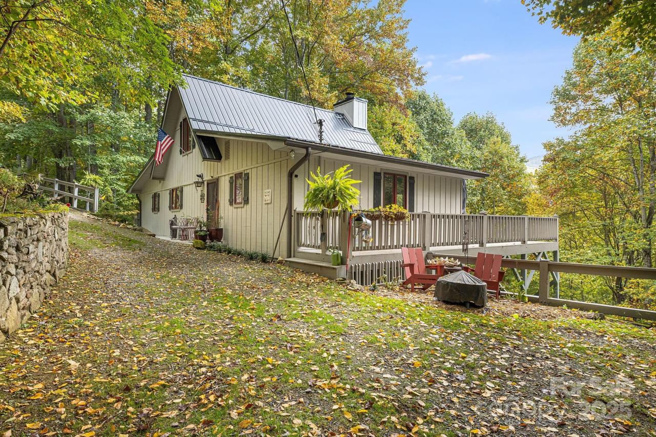 197 Gardenside Rd., Mars Hill, NC 28754
