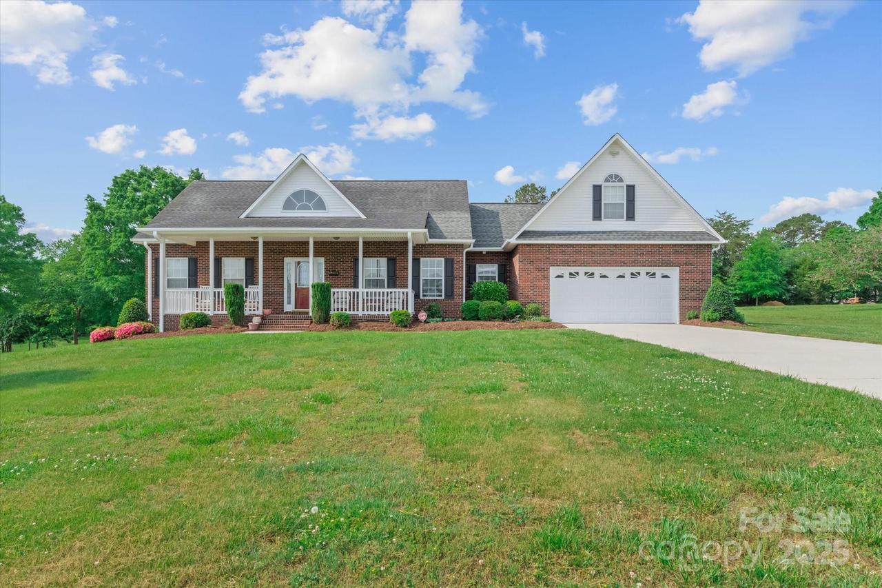 34843 Ellis Spring Ct., Albemarle, NC 28001