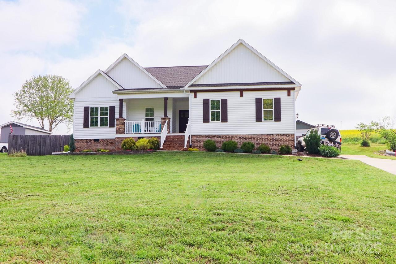 179 Foy Ln., Statesville, NC 28625