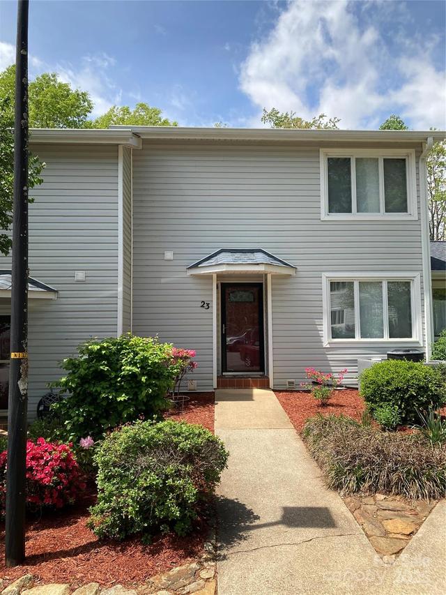 23 Hollybrook Dr., Asheville, NC 28803