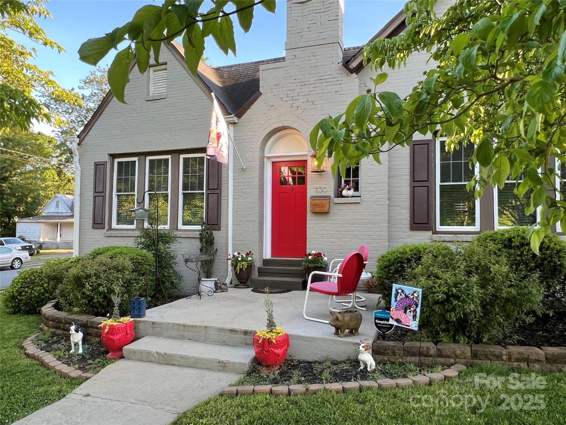 130 Arlington St., Forest City, NC 28043