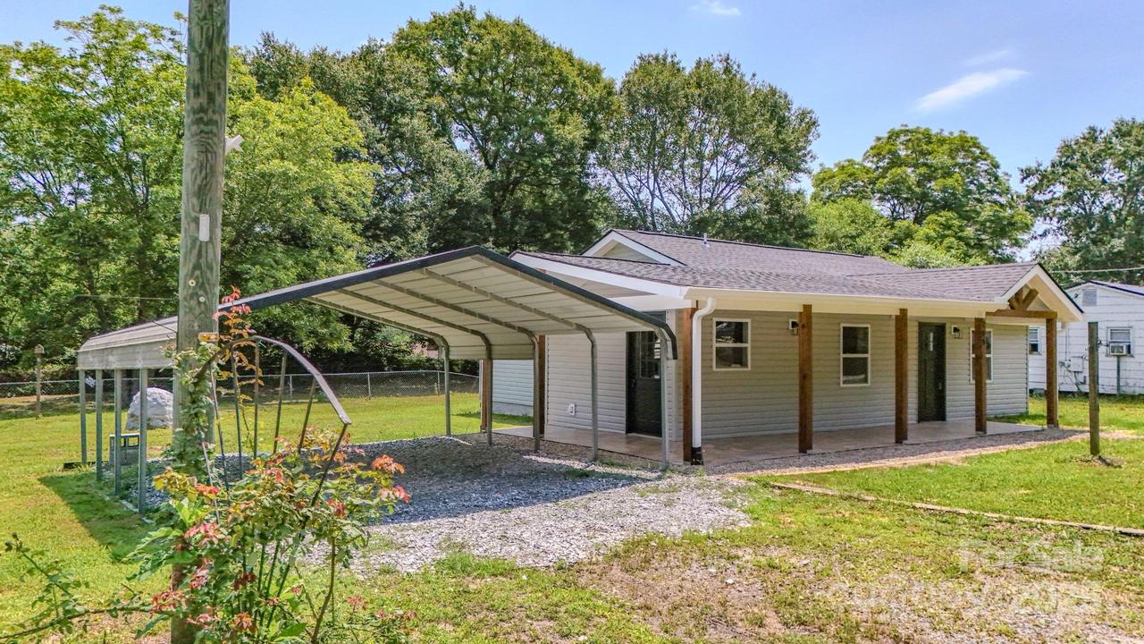 144 Brown Ln., Ellenboro, NC 28040