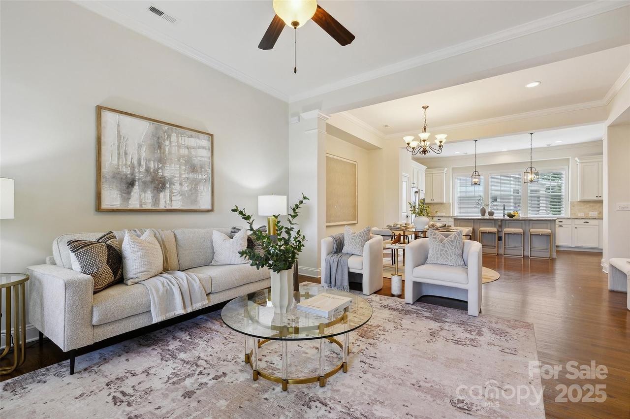 258 Iverson Way, Charlotte, NC 28203