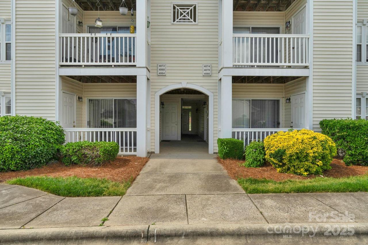 4072 Town Center Rd., Harrisburg, NC 28075