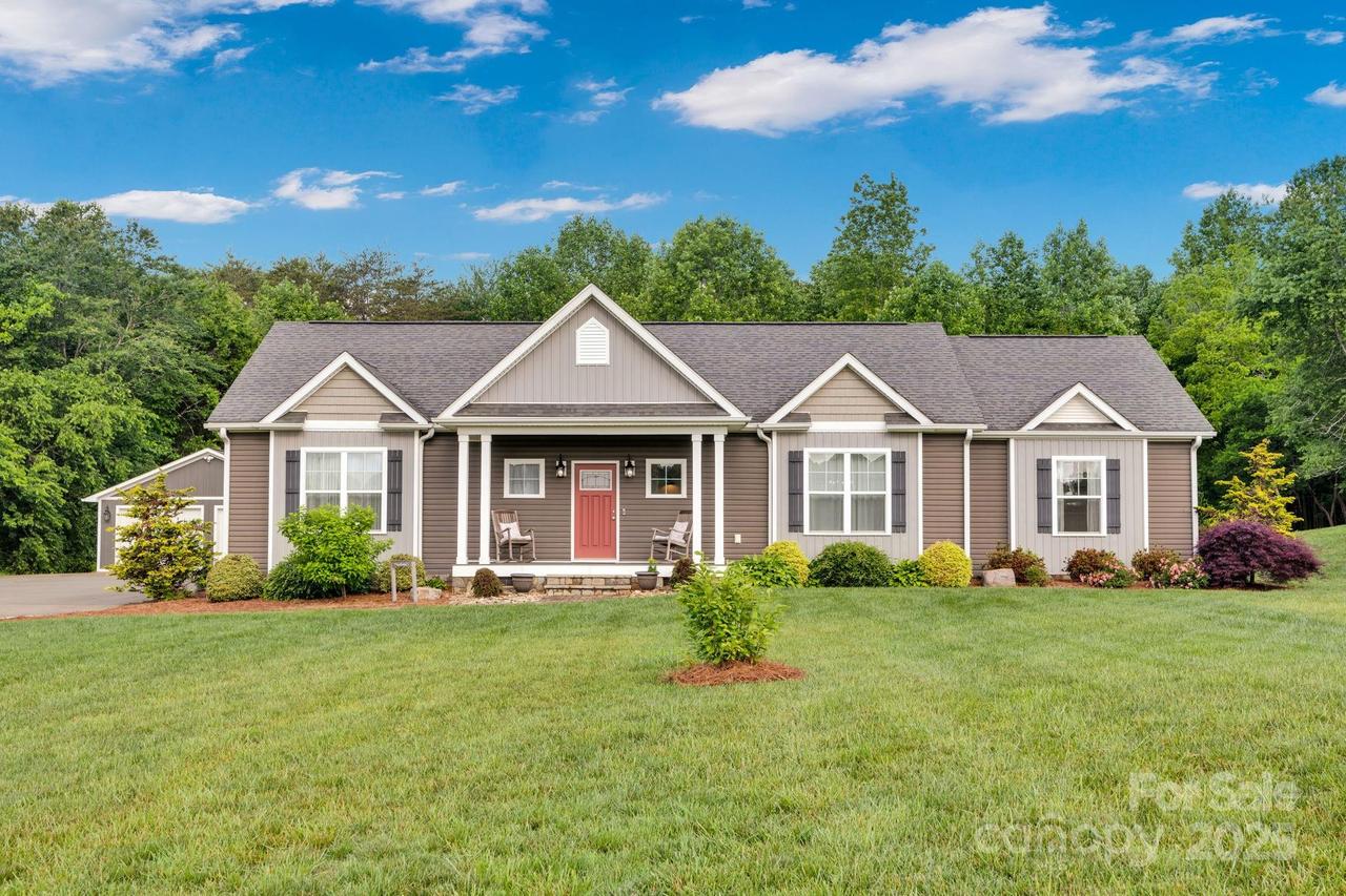 2853 Mathis Church Rd., Catawba, NC 28609