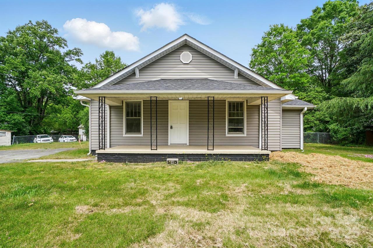 842 Murphy St., Kannapolis, NC 28081