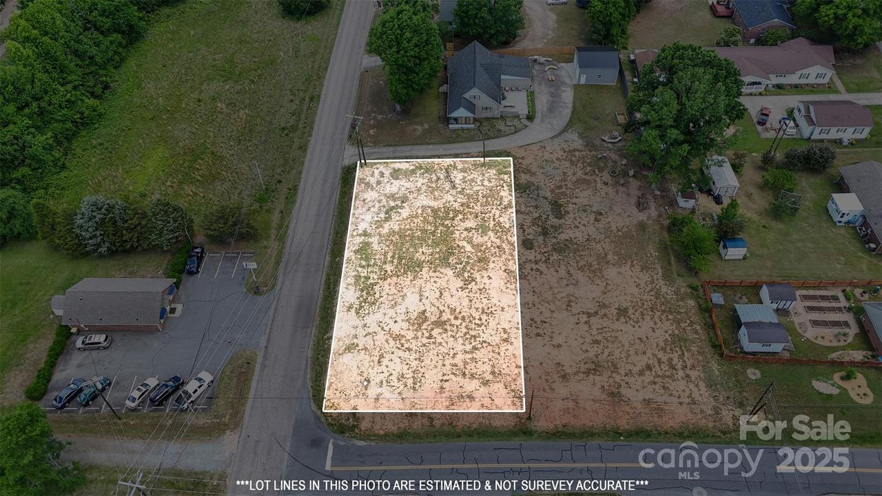 127 Eddleman Rd., Kannapolis, NC 28083