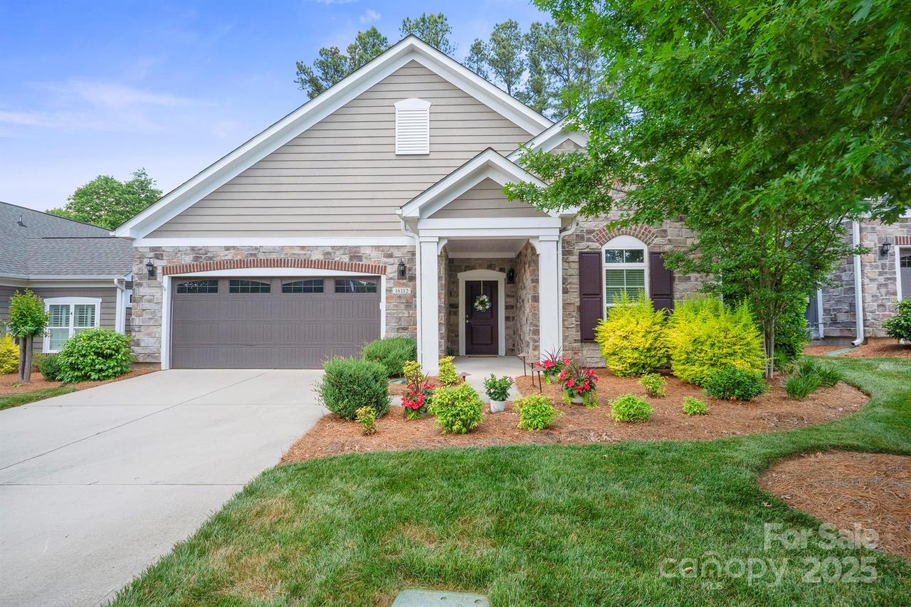 16112 Lakeside Loop Ln., Cornelius, NC 28031