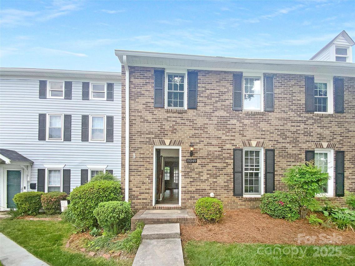 8049 Regent Park Ln., Charlotte, NC 28210