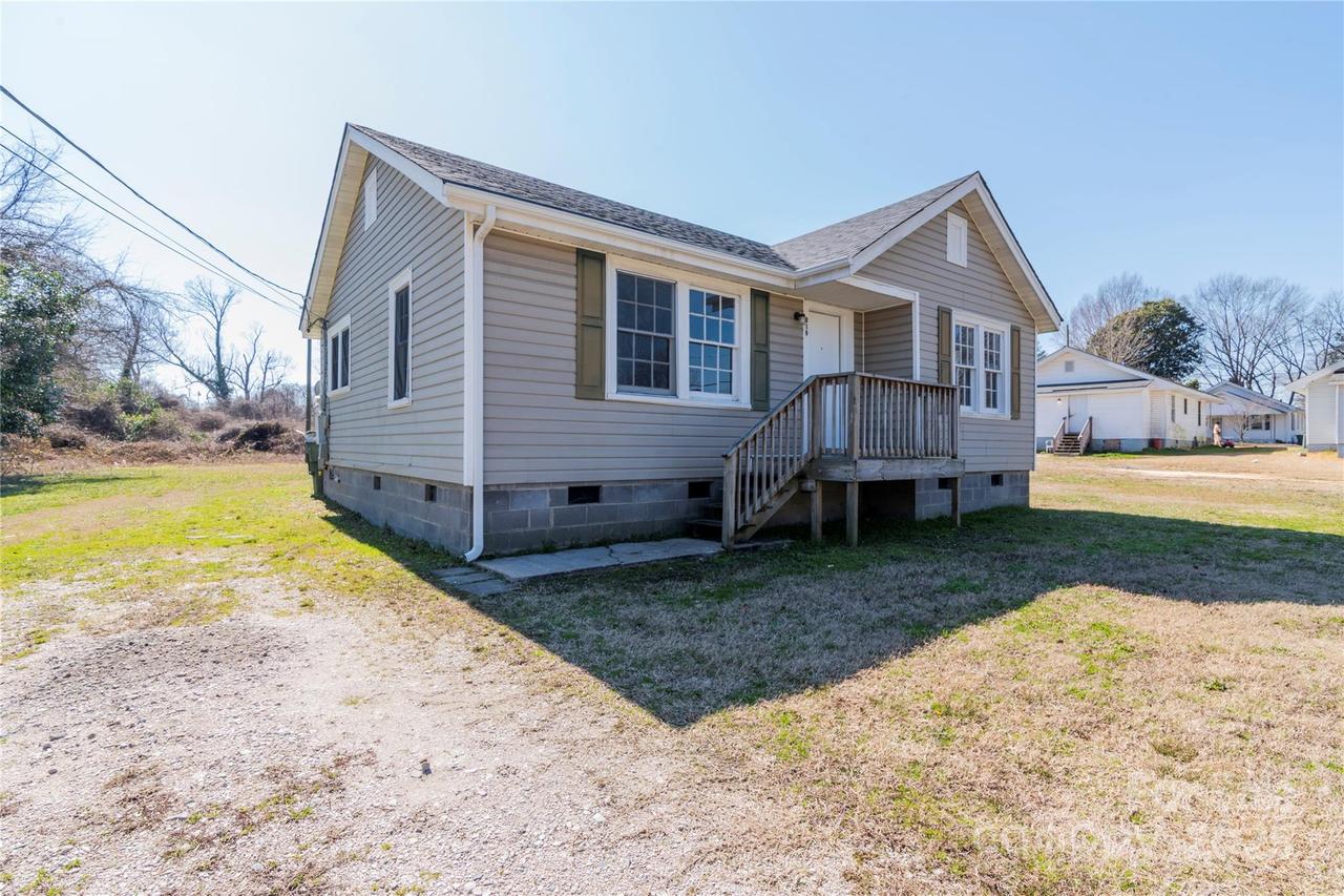 819 W Rankin Ave., Gastonia, NC 28052