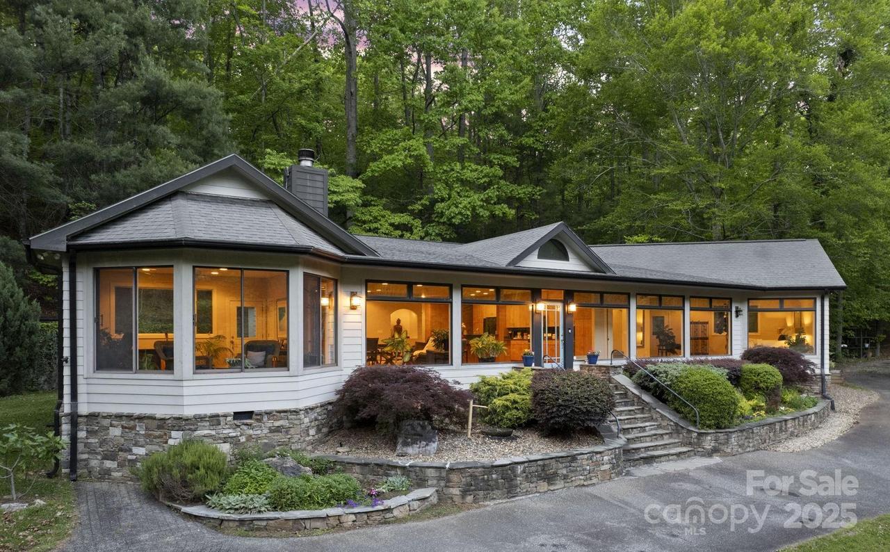451 Pacolet Pond Ln., Tryon, NC 28782