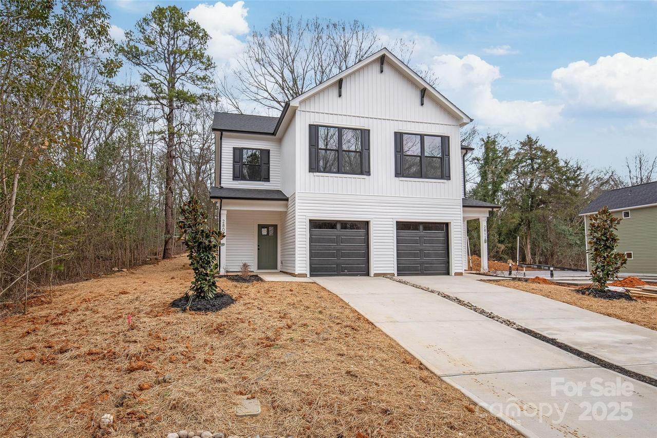 2813 New Pineola Rd., Charlotte, NC 28208