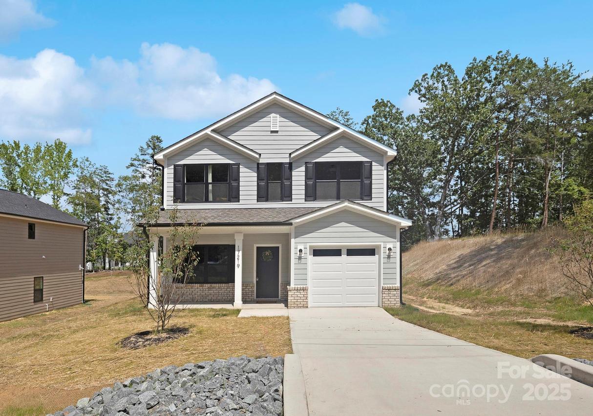 1837 Bear St., Charlotte, NC 28214