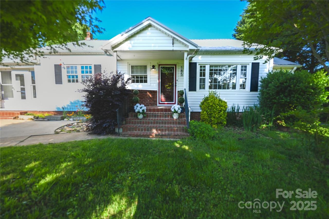 185 Elizabeth Ave., Forest City, NC 28043