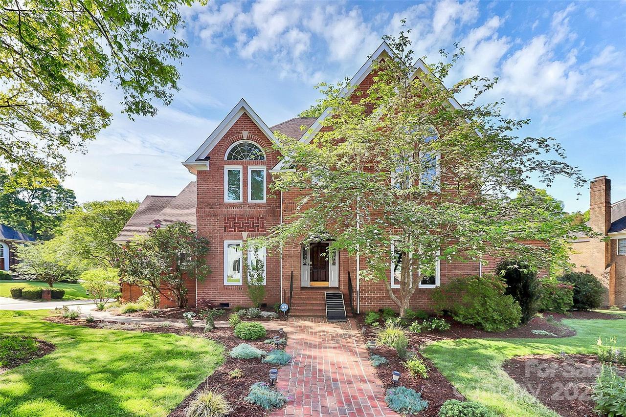 4509 Rosecliff Dr., Charlotte, NC 28277