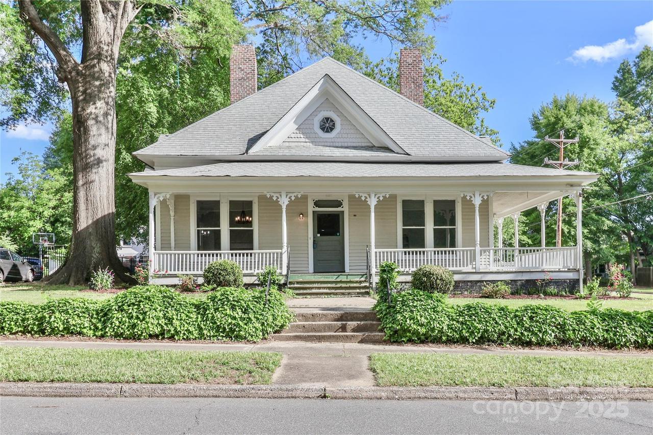 531 Walnut St., Statesville, NC 28677