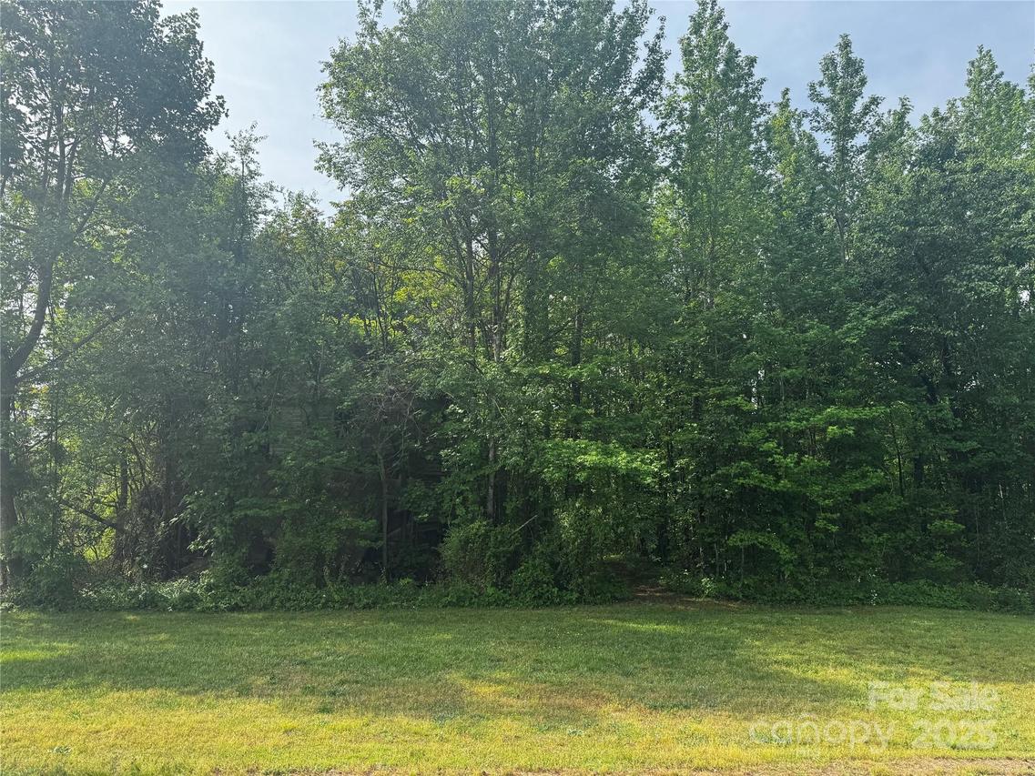 512 River Hill Rd., Statesville, NC 28625