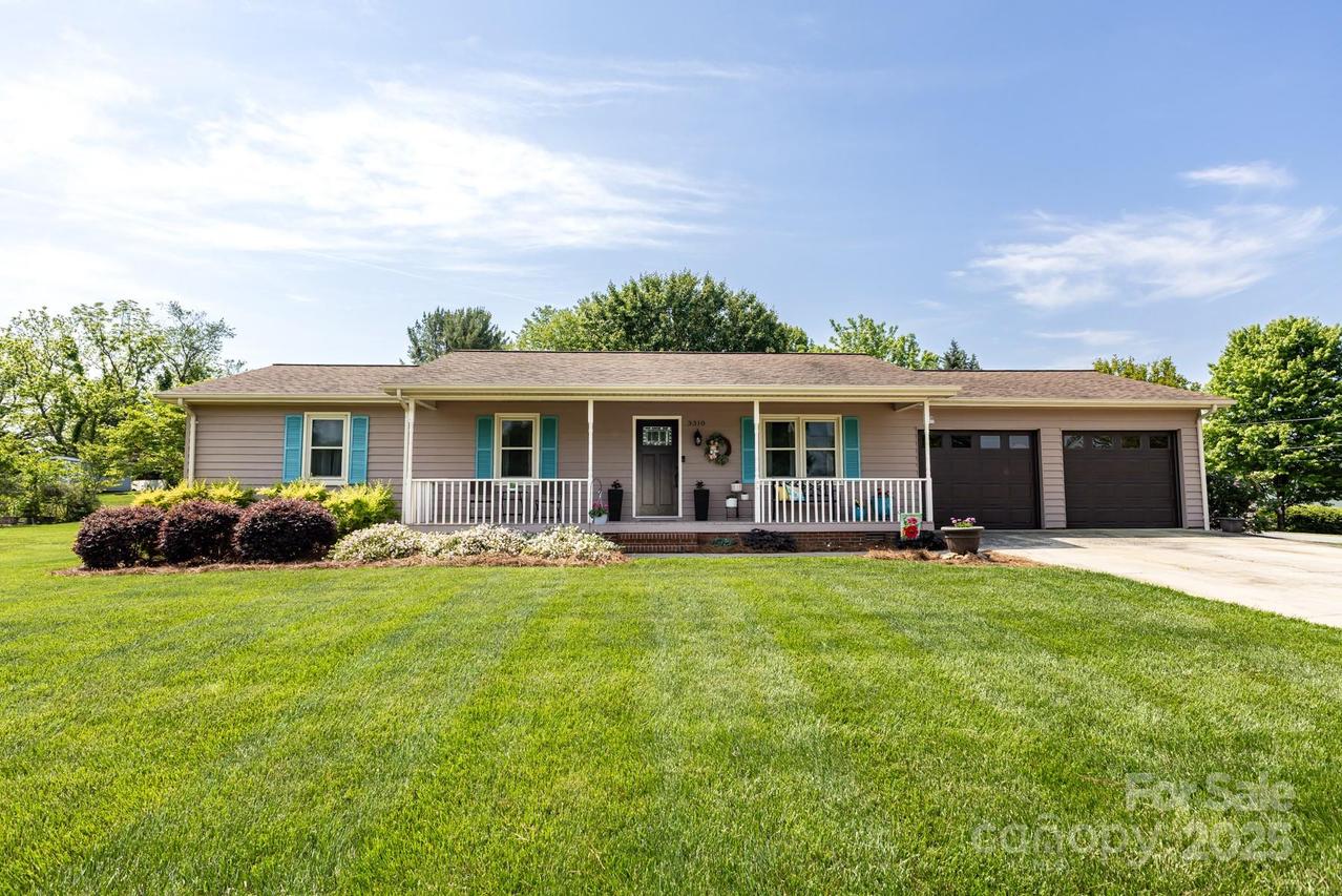 3310 46th Ave., Hickory, NC 28601