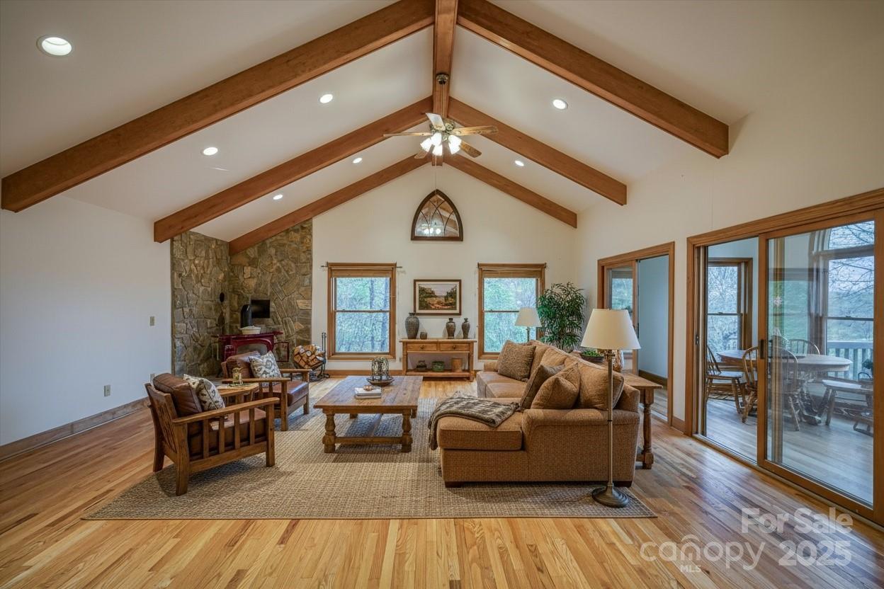1521 Old Jonas Ridge Rd., Newland, NC 28657