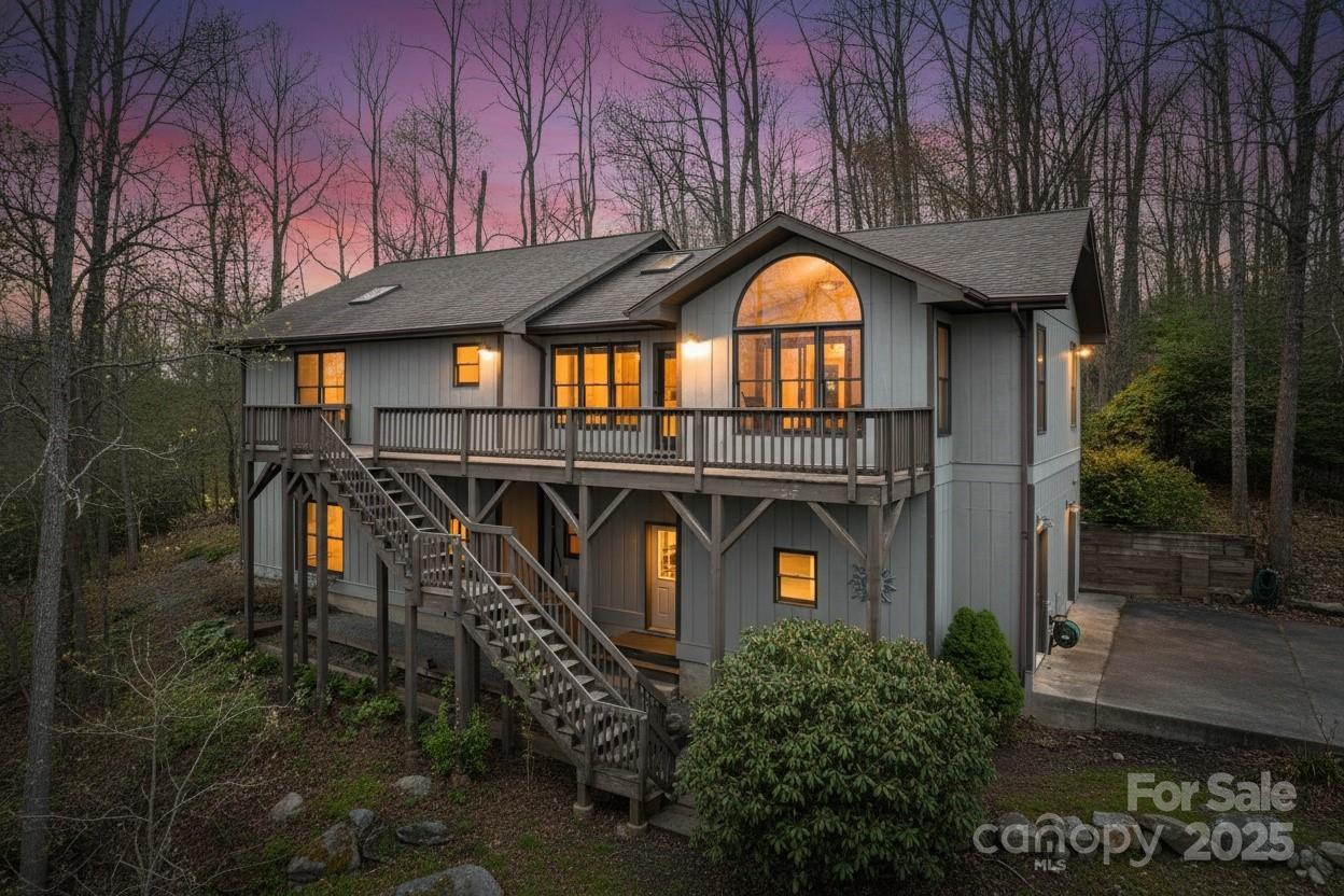 1521 Old Jonas Ridge Rd., Newland, NC 28657