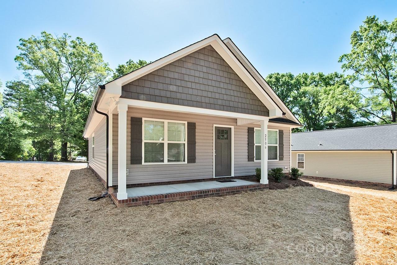 2506 Glendale Ave., Kannapolis, NC 28081