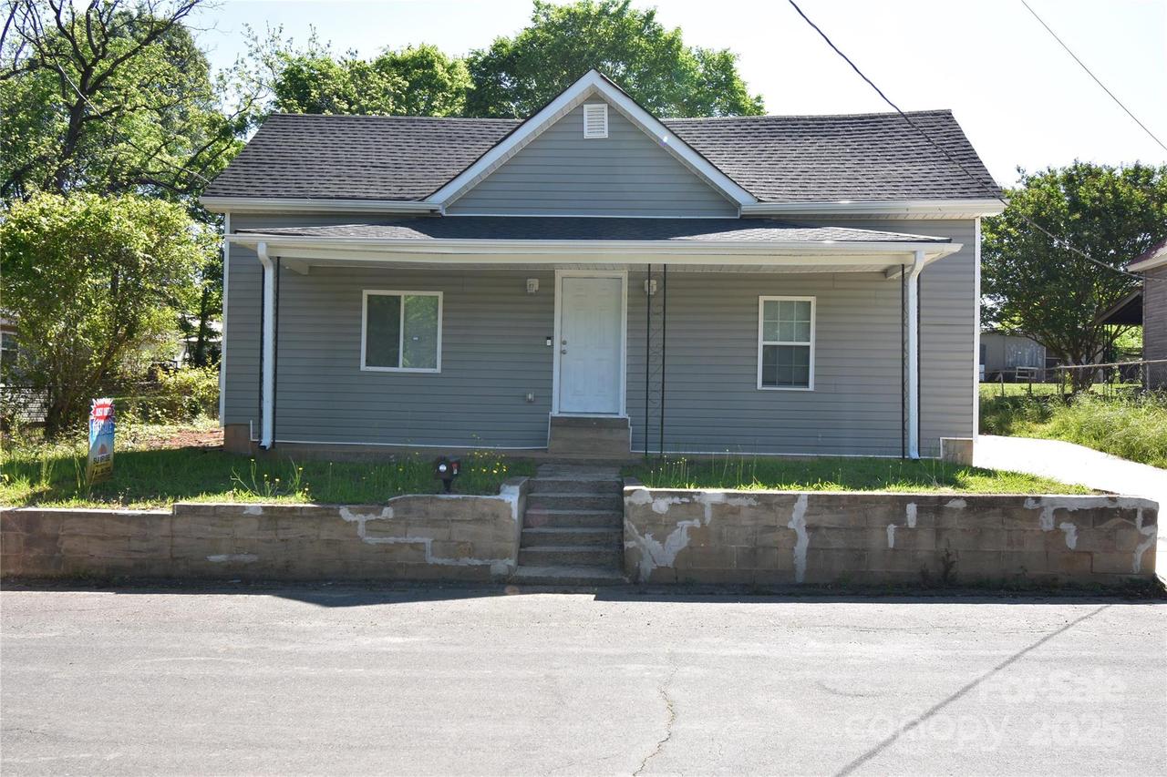 408 Foy Ave., Lexington, NC 27292