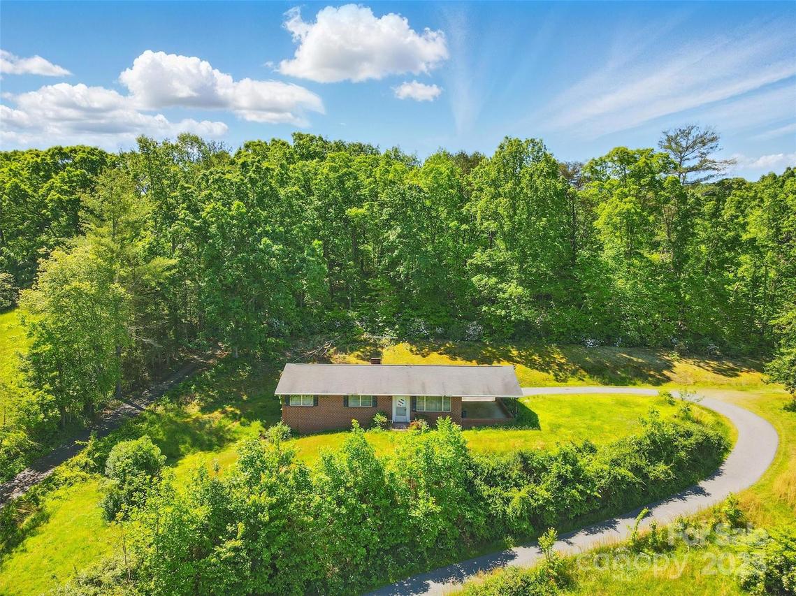 3120 Mineral Springs Mountain Rd., Valdese, NC 28690