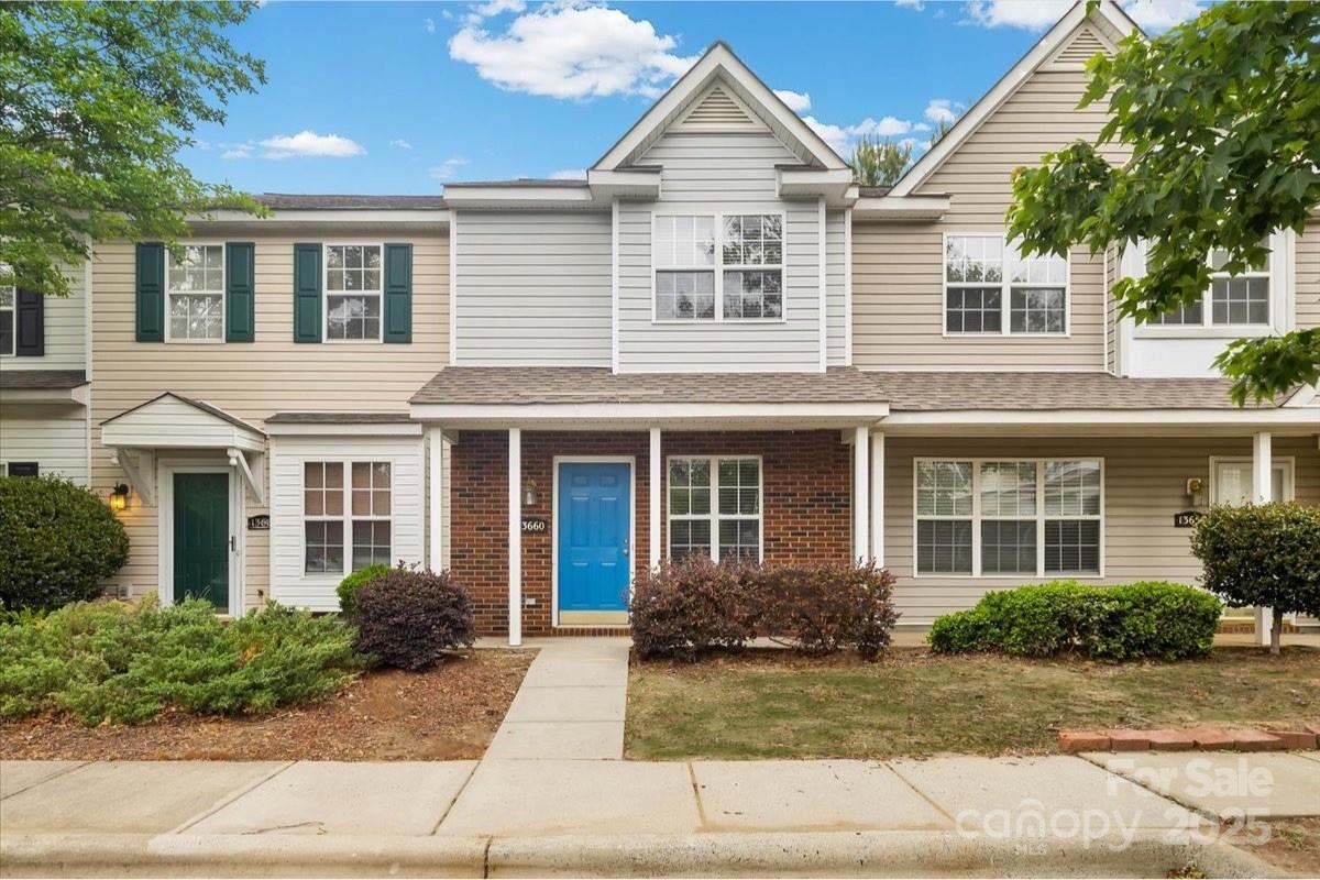 13660 Meade Glen Ct., Charlotte, NC 28273
