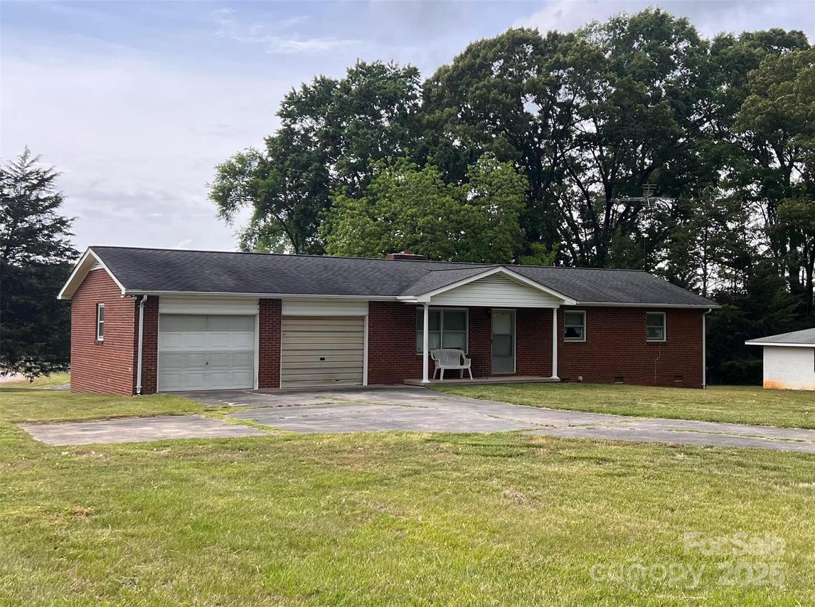 675 E Ritchie Rd., Salisbury, NC 28146