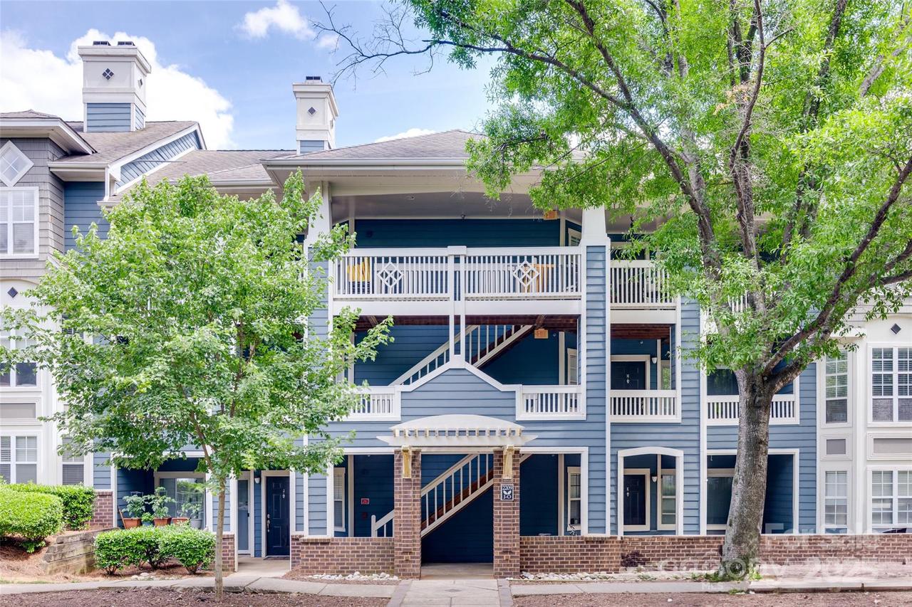 2209 Sumner Green Ave. #M, Charlotte, NC 28203
