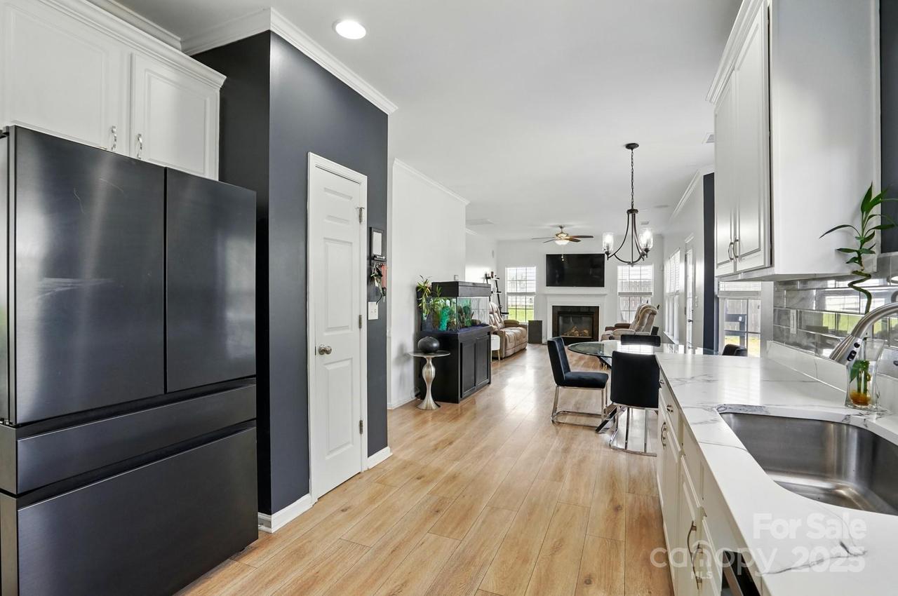 8833 Cavonnier Ln., Charlotte, NC 28216