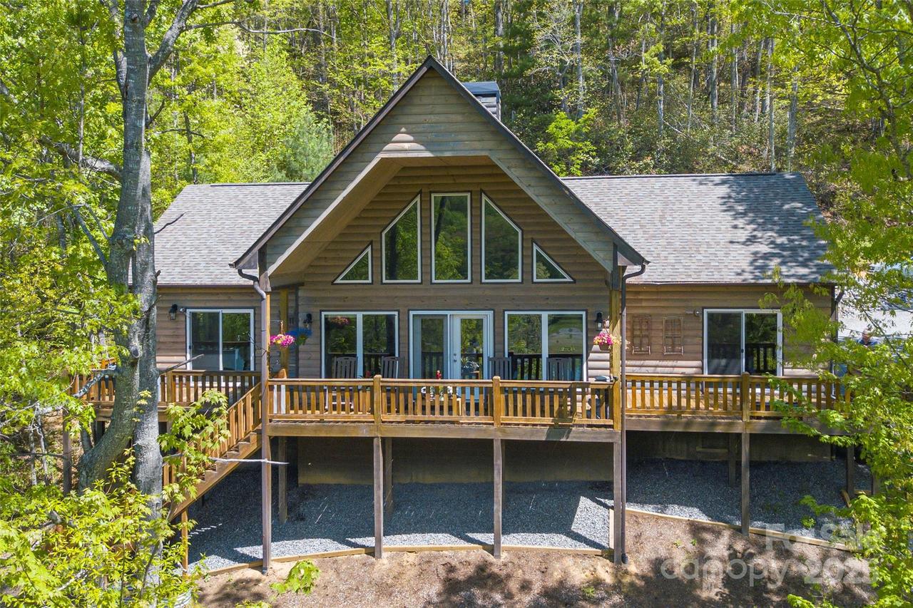 186 Timucua Tr., Waynesville, NC 28786