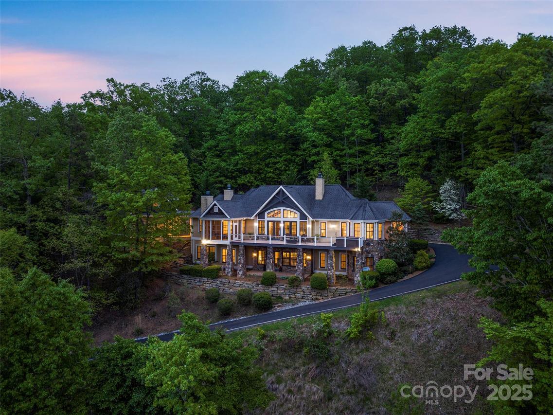 714 Wickhams Fancy Dr., Biltmore Lake, NC 28715