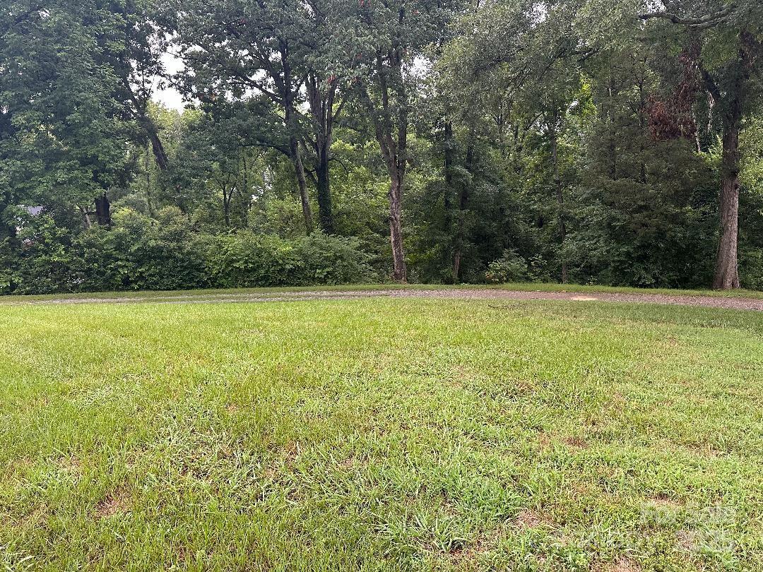 4804 Eleanor Dr., Charlotte, NC 28208
