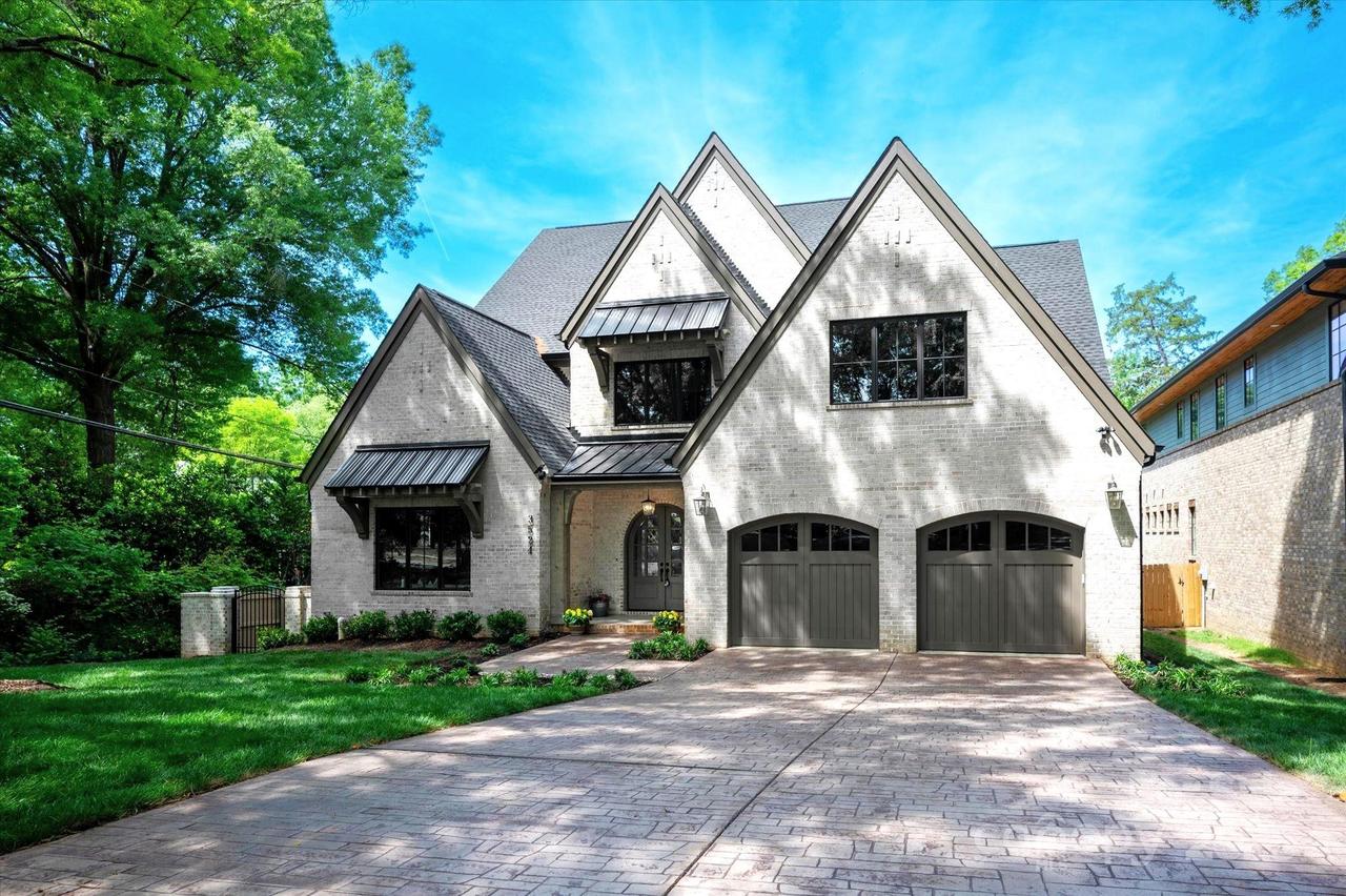 3524 Lacie Ln., Charlotte, NC 28211