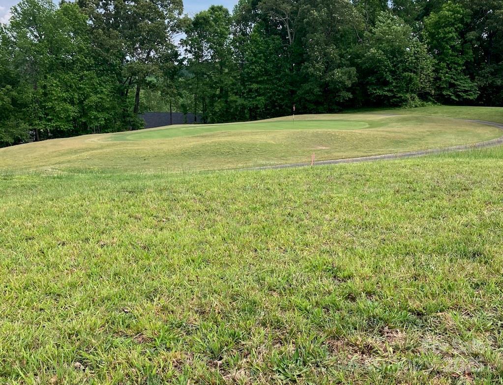 135 Harbourtown Dr., Kings Mountain, NC 28086
