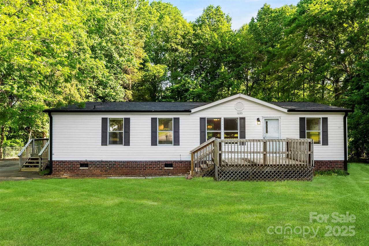 1055 Cedar Hill Dr., Rockwell, NC 28138