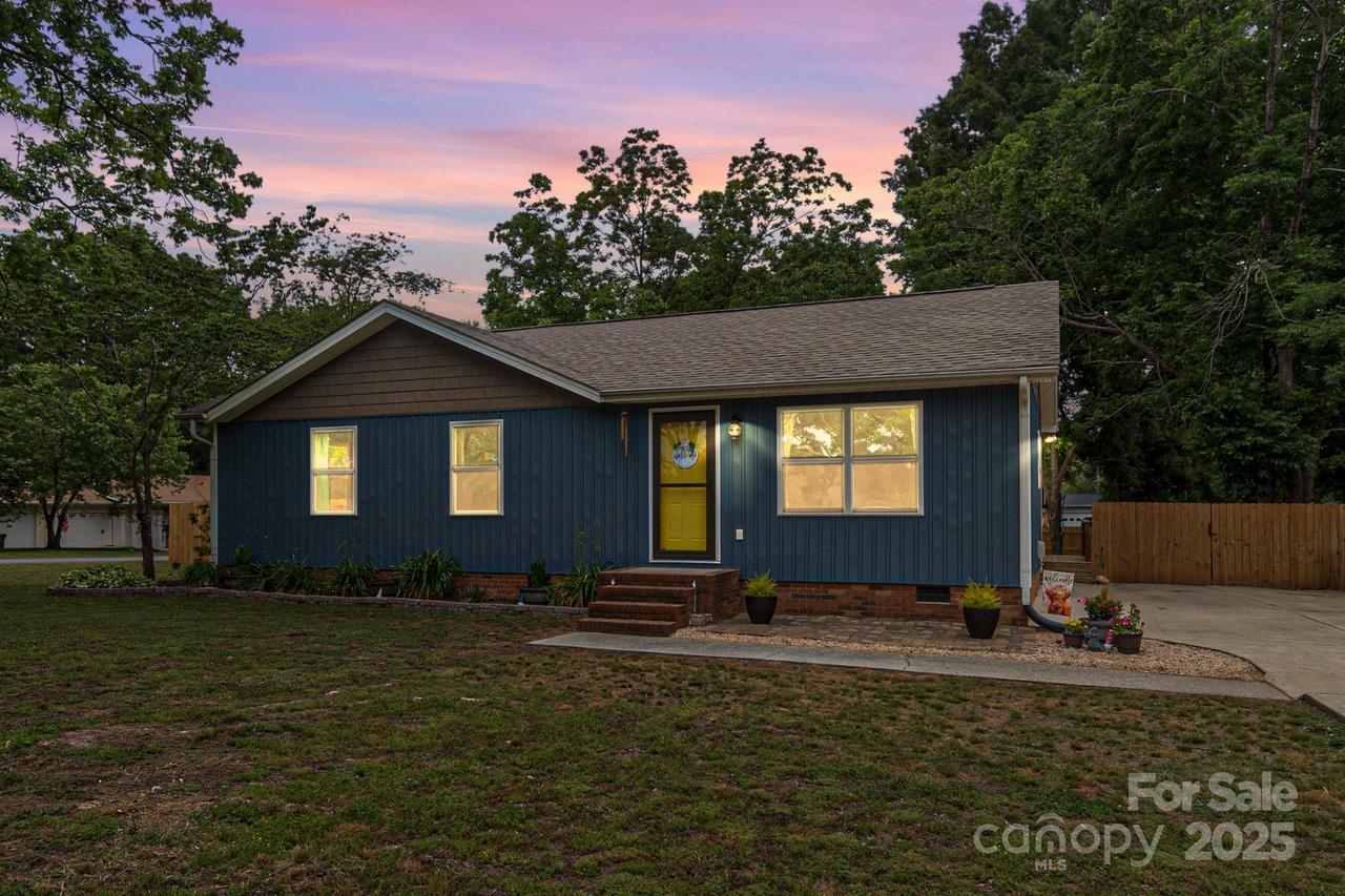 1724 Virginia St., Monroe, NC 28110