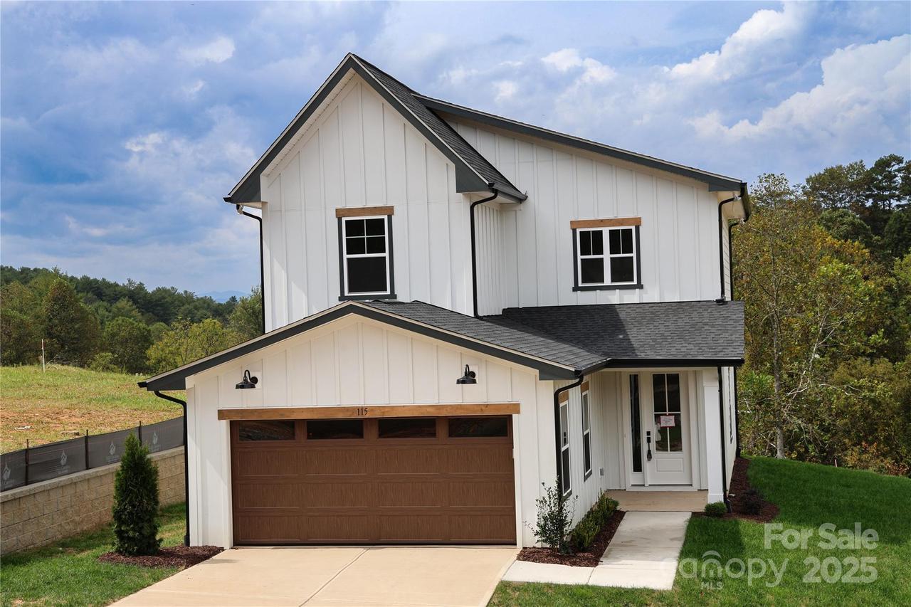 115 Chapel Crossing Ln. #2, Weaverville, NC 28787