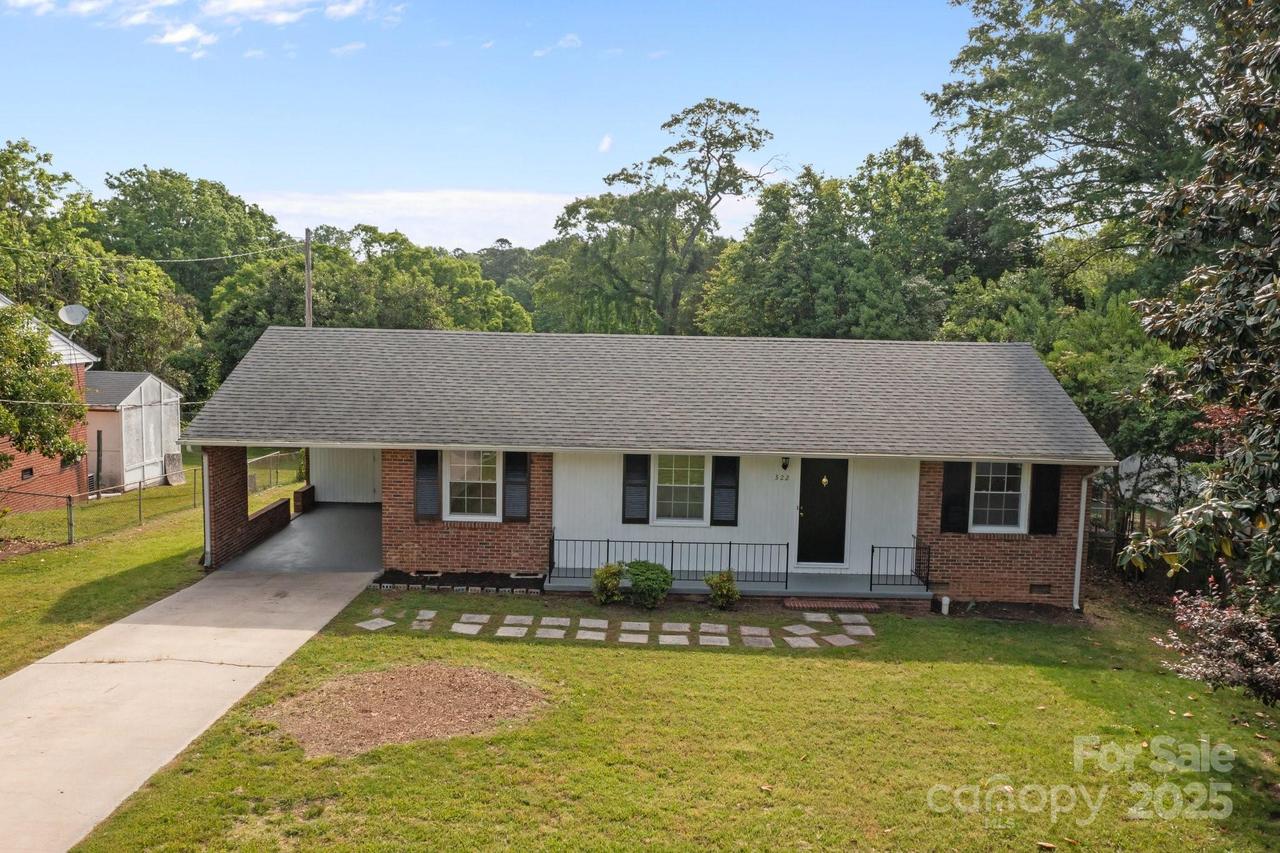 322 S Vine St., Gastonia, NC 28052