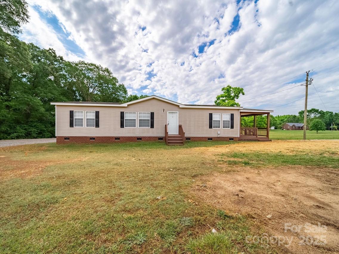 4328 Camden Rd., Marshville, NC 28103