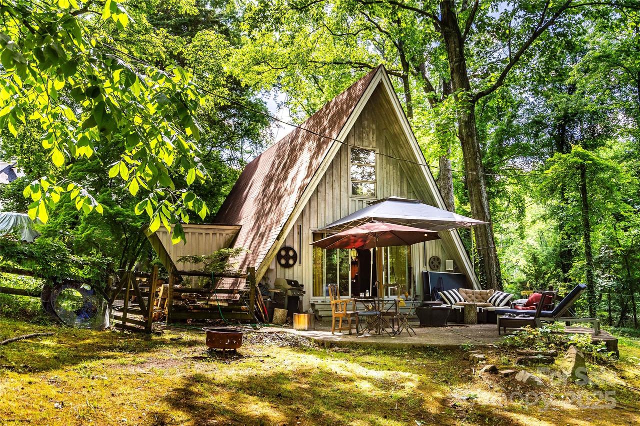 6516 Sharon Hills Rd., Charlotte, NC 28210