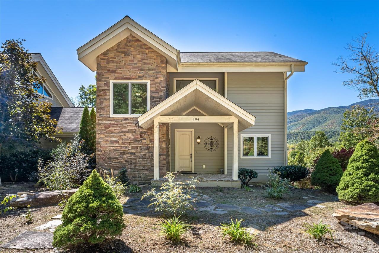 284 Mt. Mitchell Dr. #2/1, Burnsville, NC 28714