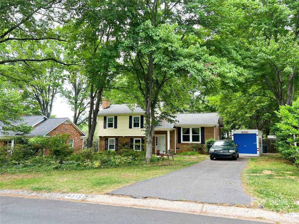 4315 Chandworth Rd., Charlotte, NC 28210