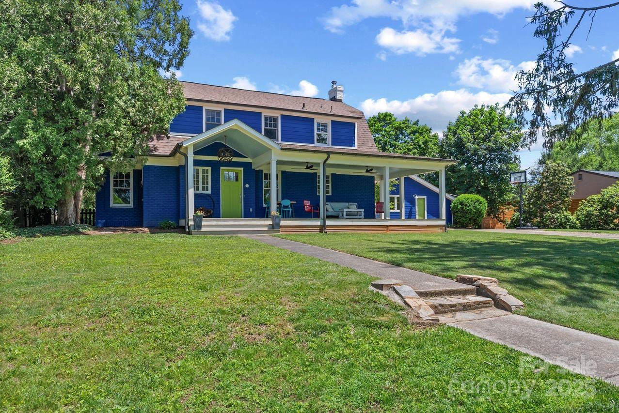 123 Westwood Rd., Asheville, NC 28804