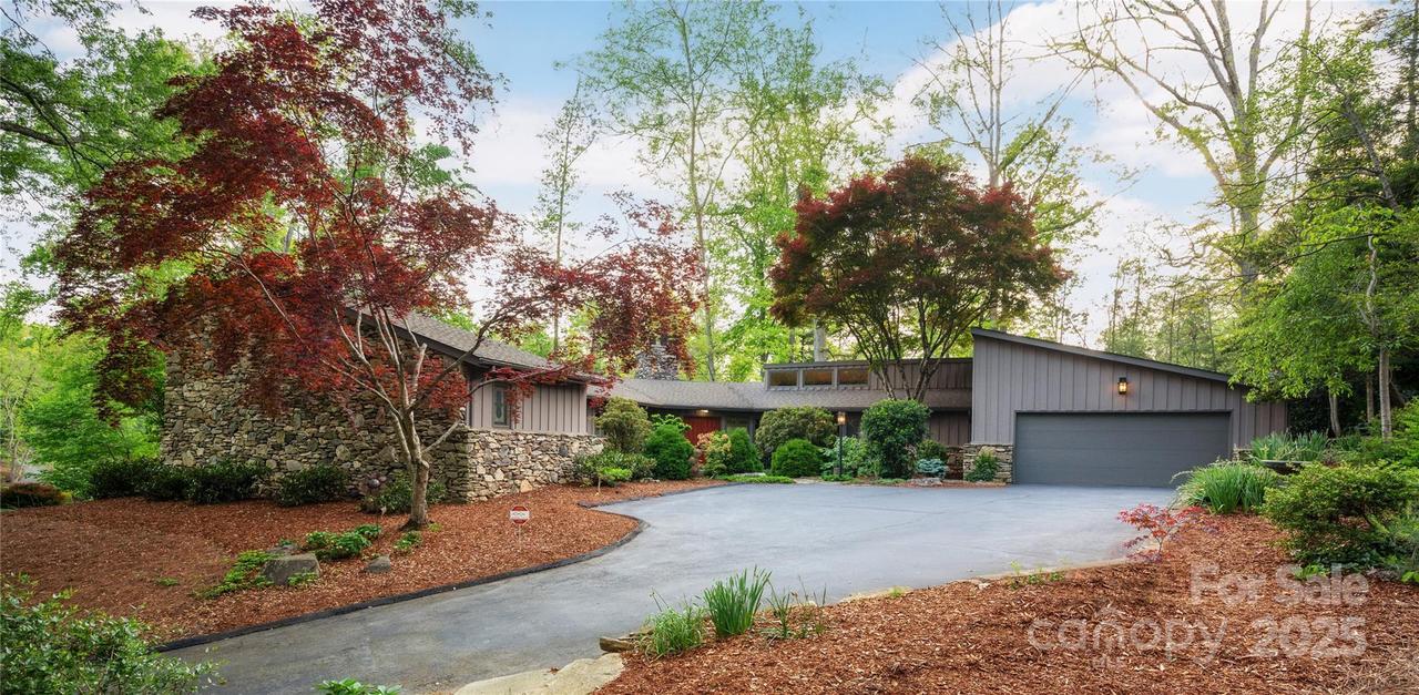 115 Stuyvesant Rd., Asheville, NC 28803