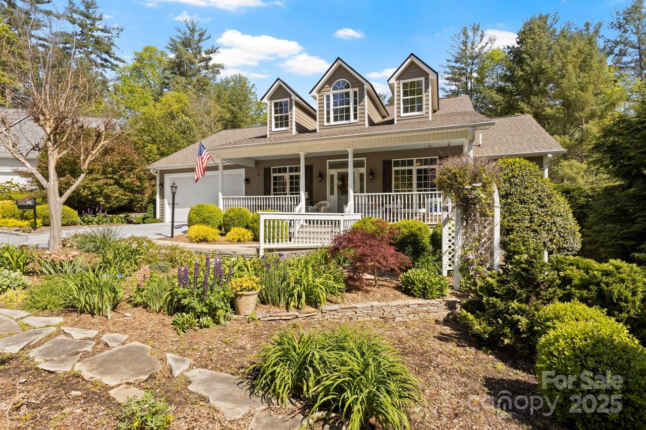 216 Cold Stream Way, Hendersonville, NC 28791