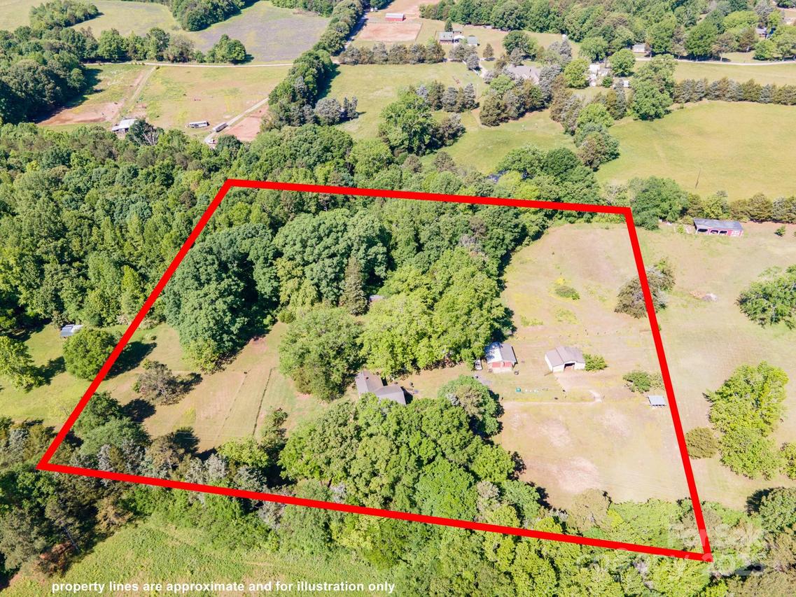 290 Glenmere Ln., Mooresville, NC 28115